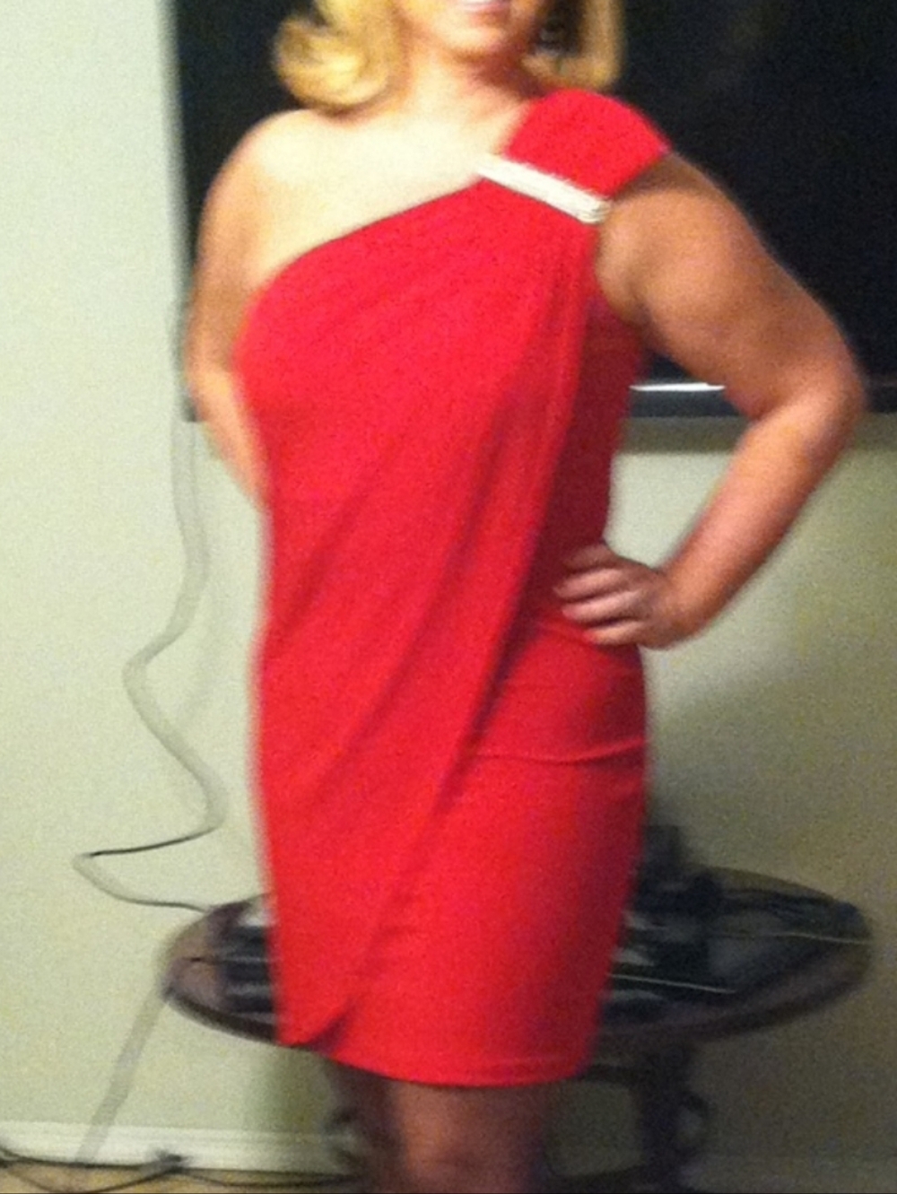 Cache  ..Pre Loved Cache Red One-Shoulder Cocktail Dress - Classic Evening Style